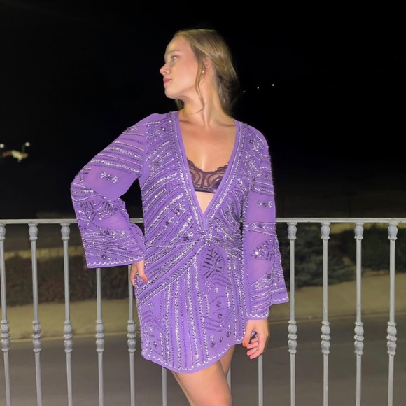 ✨💜✨ {Zara} Beaded Tunic Dress - Limited Edition Size S-M ✨💜✨ - Picture 2 of 15